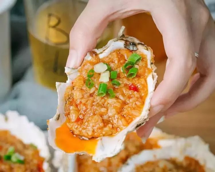 吾悦广场10元烧烤,吾悦烤鱿鱼10块钱9串