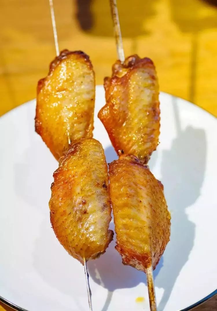 吾悦广场10元烧烤,吾悦烤鱿鱼10块钱9串