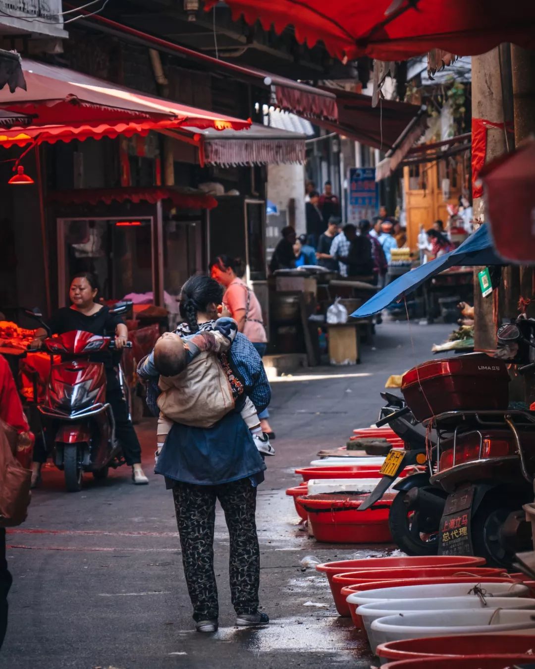 惊艳！日本小哥“约会”最美贵州