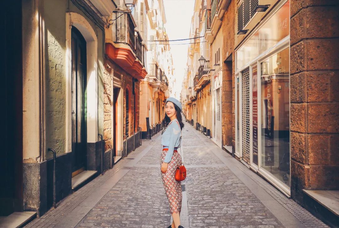 西班牙幻想记|加的斯：我们的*途征**是星辰大海