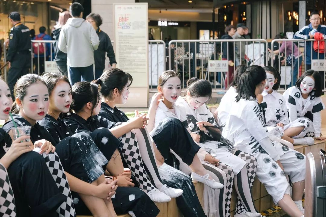 颐堤港哈利波特主题展,颐堤港节目表演