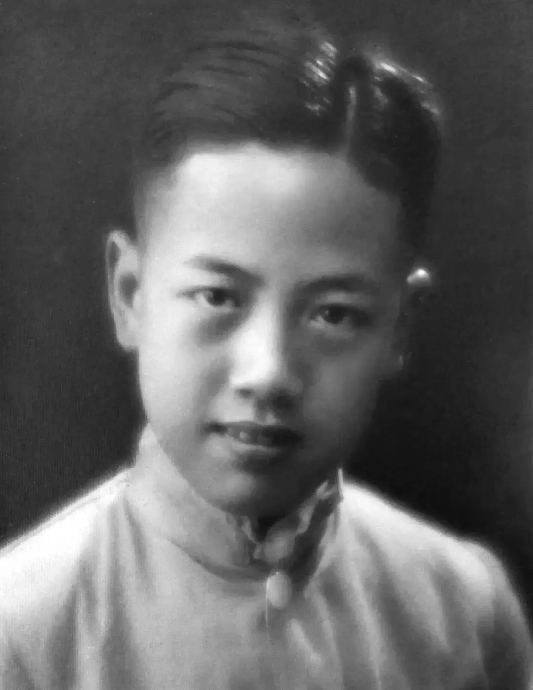 又一香港青年！考入岭大，弃文从医，成为我国兽医药理学学科奠基人