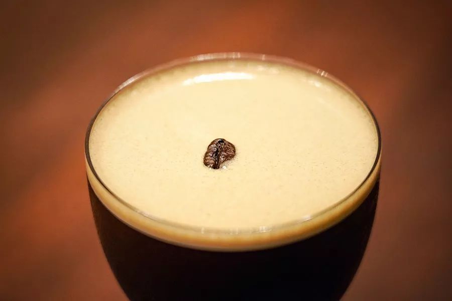 星巴克特调鸡尾酒价格,特调鸡尾酒生命之水冰美式