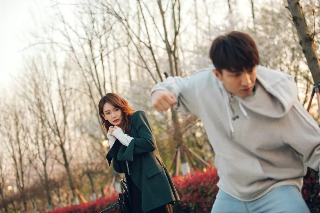 我知道你的秘密戚薇穿搭,没有秘密的你戚薇穿搭