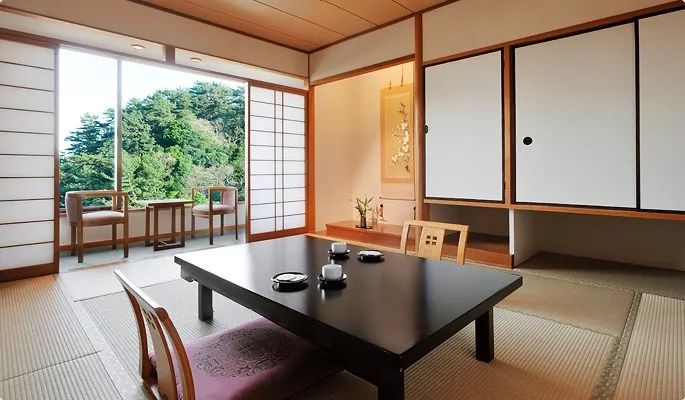 泡全球仅一家的珍珠温泉，上小众景美的雪场滑雪，99%游客都不知道的日本玩法