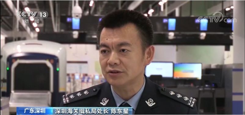 一对夫妻开劳斯莱斯,广东一对夫妇开劳斯莱斯