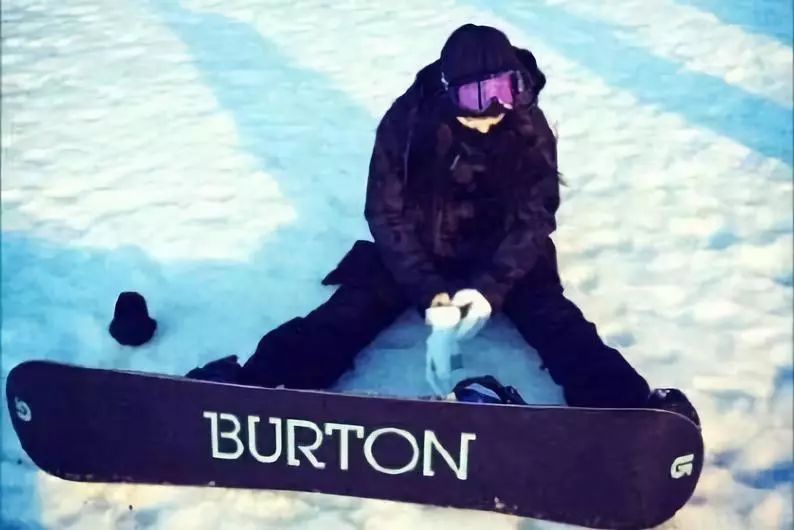 新手入门全套滑雪装备推荐,新手小白滑雪入门全攻略