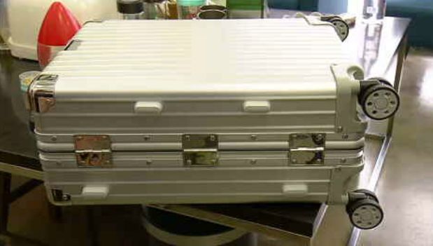 大牌登机箱假货,天猫行李箱假货