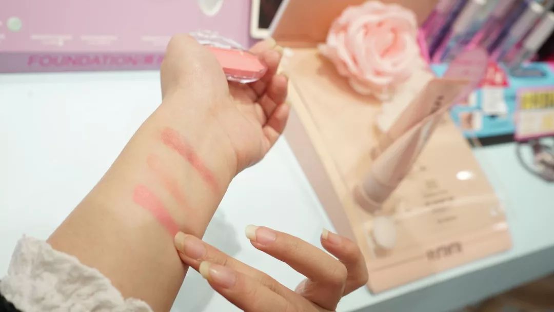 大阪女生最喜欢逛的药妆店,日本本地人爱去的药妆店