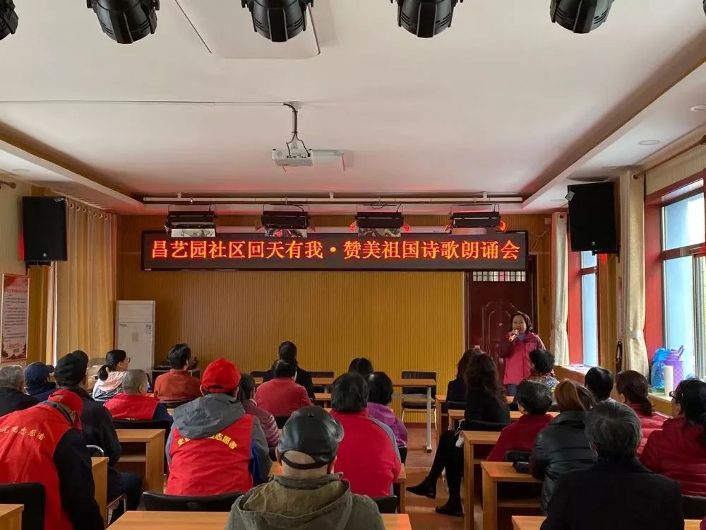阴天下雨老年人,阴雨天老年人常感浑身酸痛