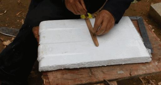 河南大爷做出2600年前的鲁班凳,山村老人制作鲁班凳惊艳国外