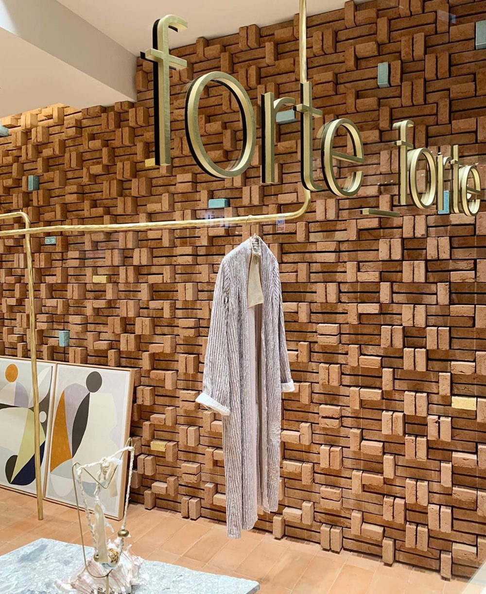 质量好有设计感的大品牌女装店铺,设计感强的小众女装品牌店