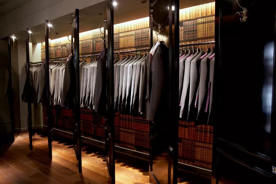 3大定制西装知识点你知道几个,定制西装之前你必须掌握的姿势