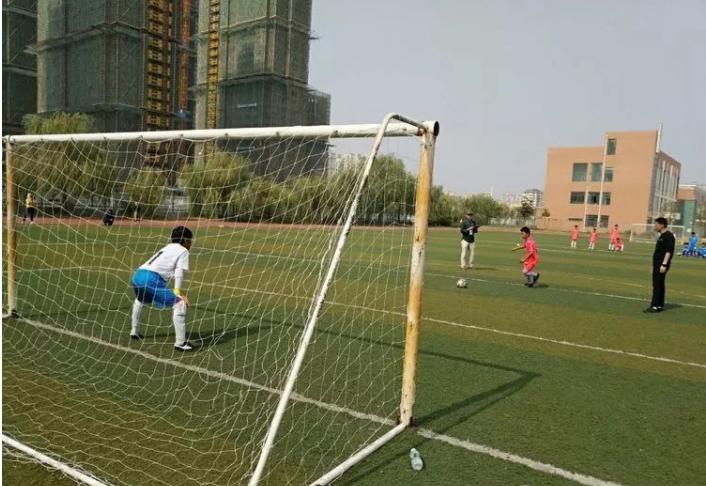 国足当自强,国足少年当自强