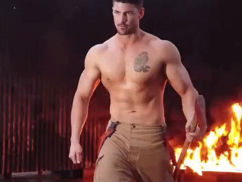 盘点消防员和小动物爆笑名场面,盘点消防员与小动物的搞笑瞬间