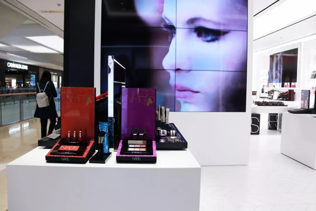 再续STUDIO54夜店传奇,NARS重庆邀你“双11”来蹦迪