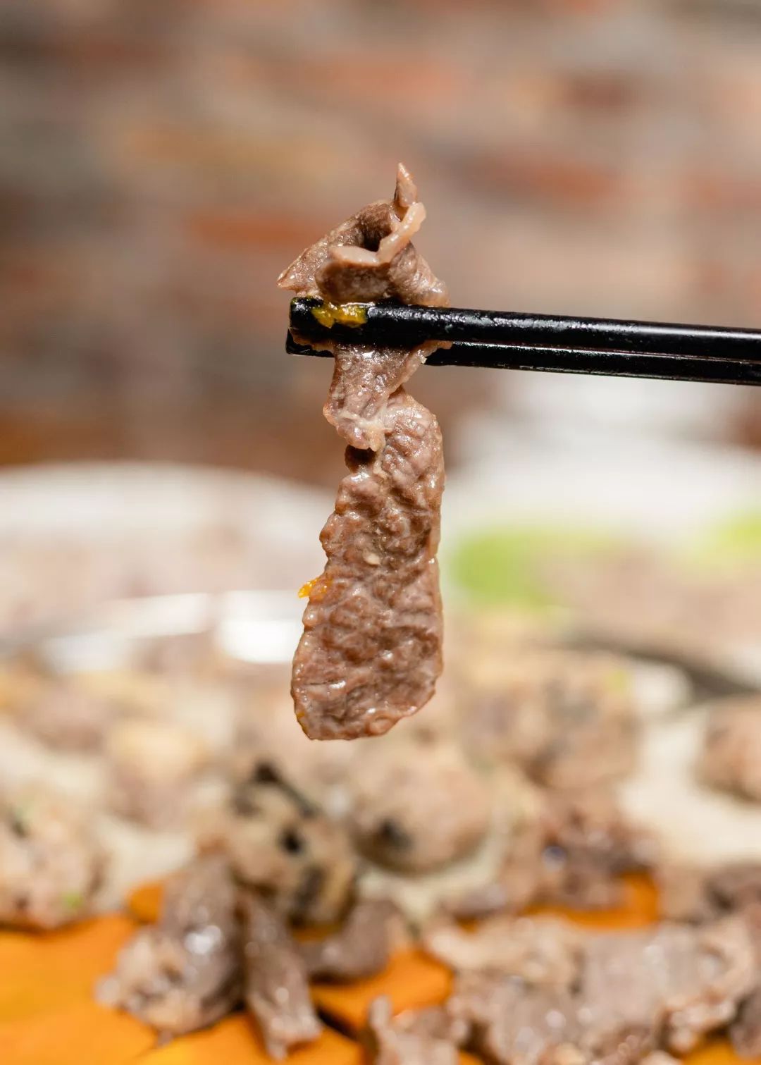 嚟度，可能系顺德桑拿种类最多嘅地方！鸵鸟都唔放过！真够呛