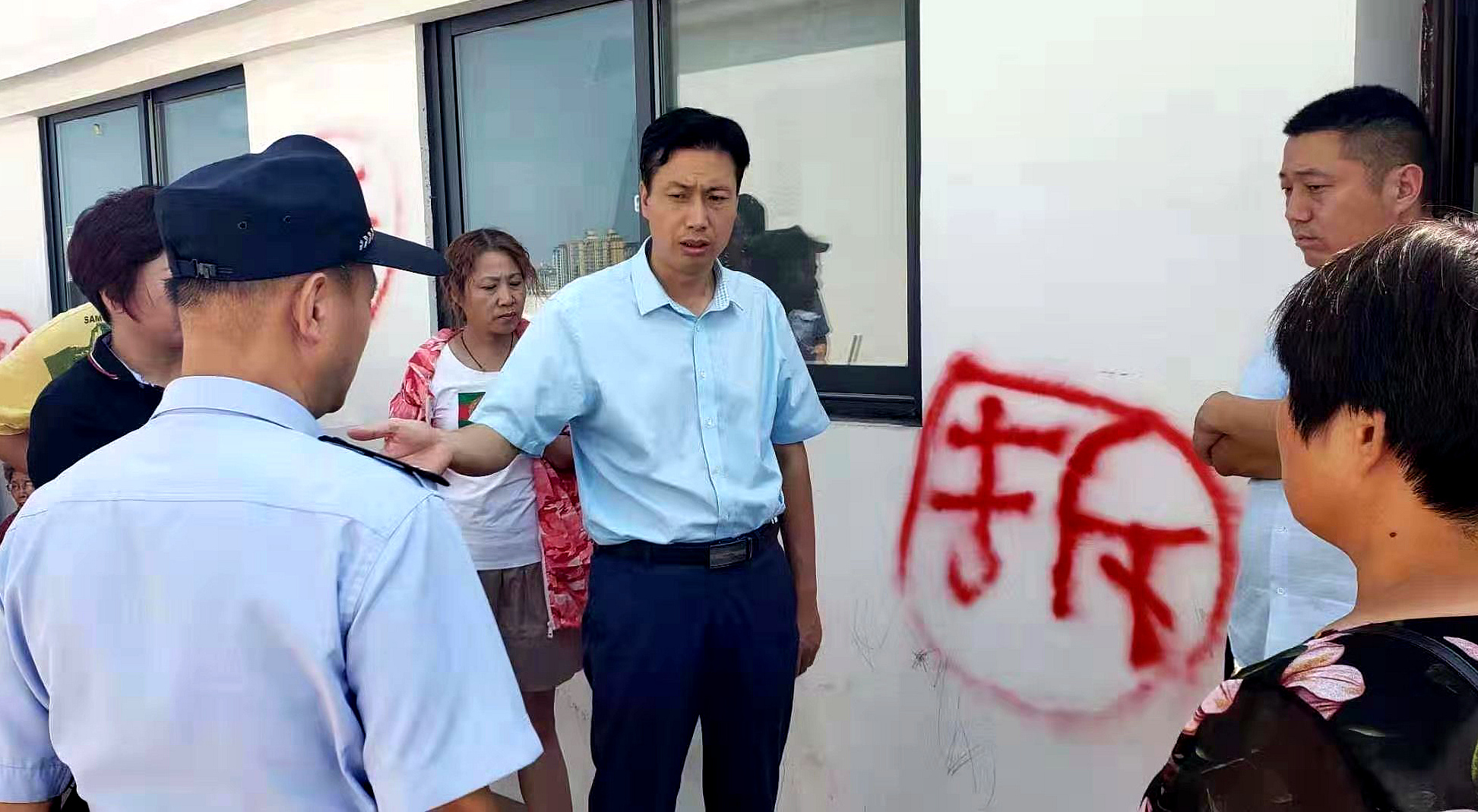 急民众之所急解民众之所忧,急群众之所急切实为民分忧