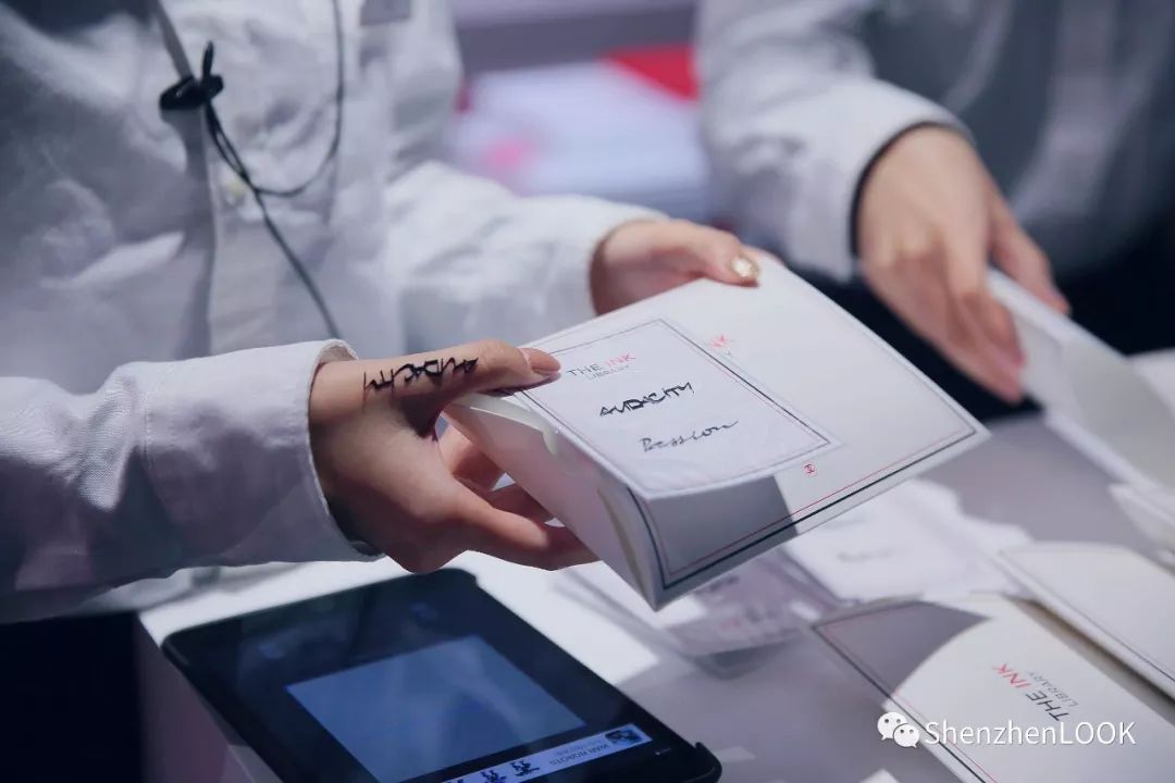 LOOK|香奈儿「印记图书馆」·深圳