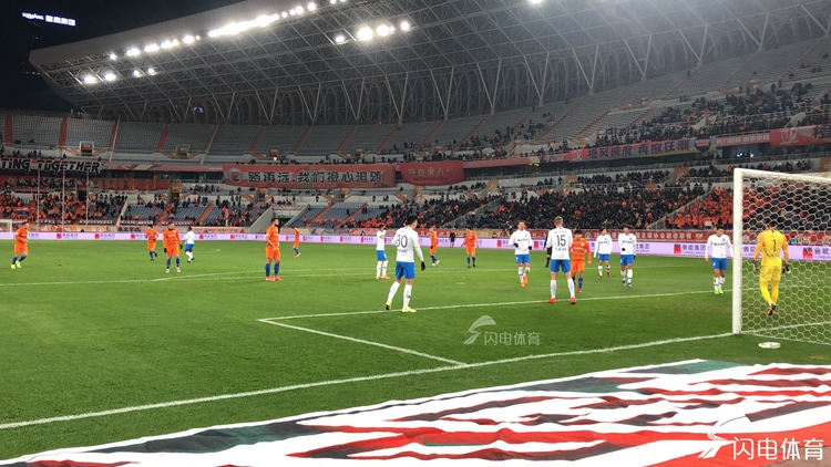 鲁能3比0胜上港,中超二十五轮鲁能对申花首发