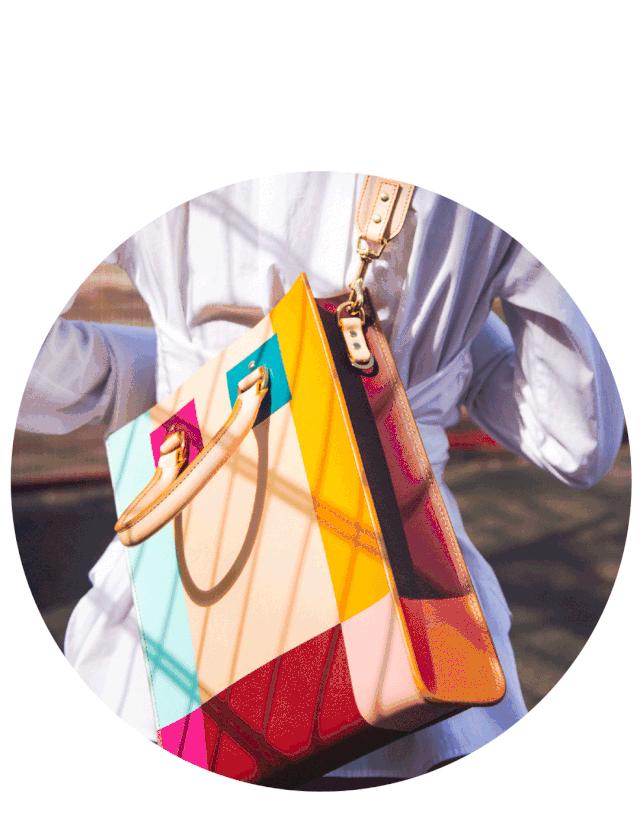 看中一个包包看了很久还是喜欢,看上了一款新款包包