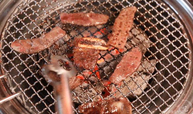 壕气！魔都这家性价比大魔王，100+澳洲和牛能吃到撑！还可以白拿Dior和香缇卡