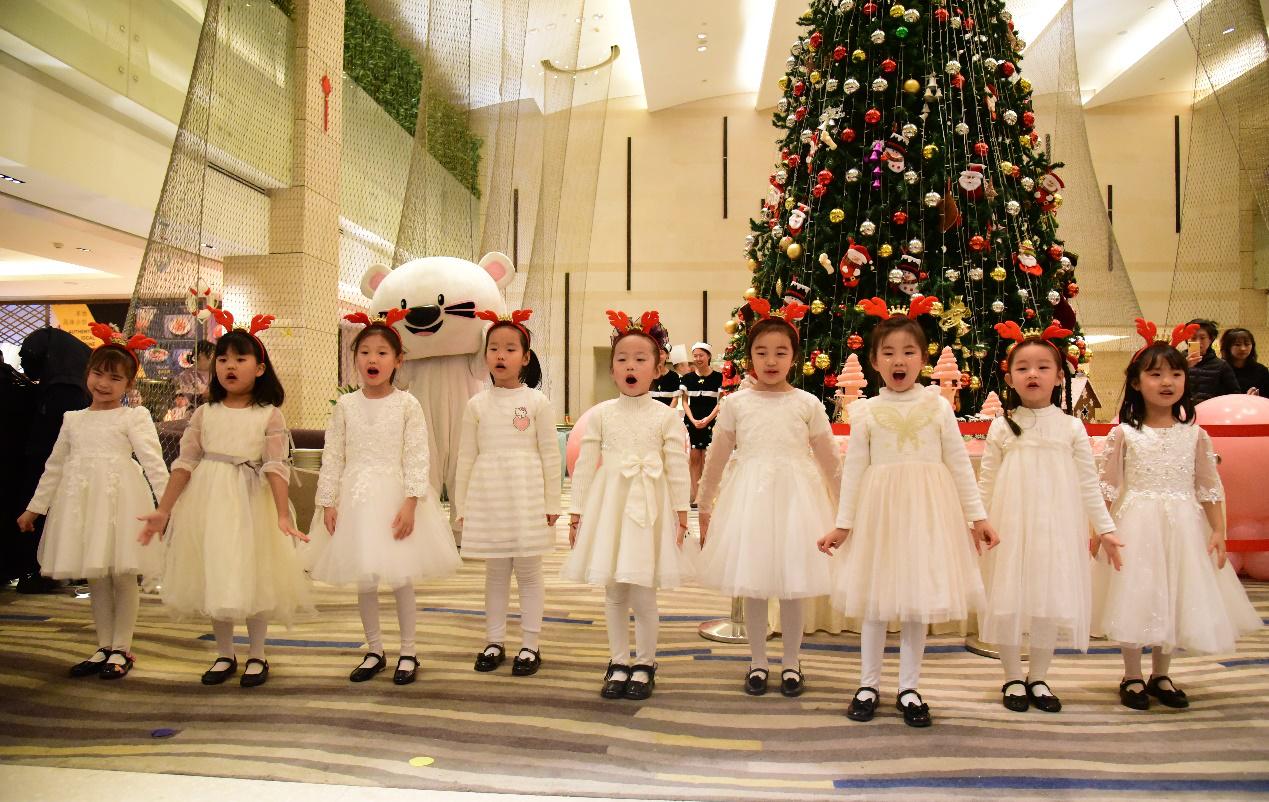 青岛中心假日酒店圣诞自助,圣诞节青岛酒店