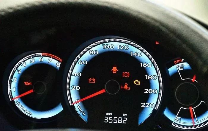 所有车主，低配不够好吗？奶爸车主sayno：就是看中了骏派D60的外观靓，好开省油，四年零事故，技术好车子稳