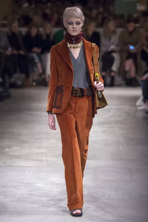 热门灯芯绒,高品质的灯芯绒