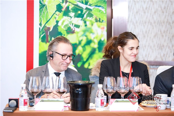 红酒普洱茶推荐哪款,法国红酒云南普洱茶图片