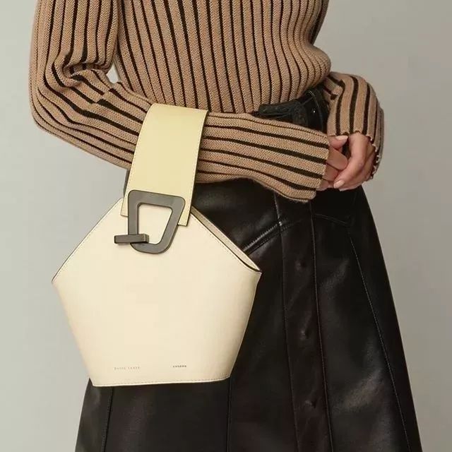 英国平价小众包,去国外必买的几款小众包