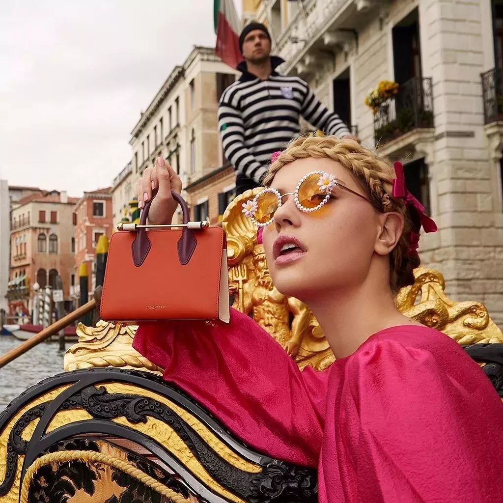 英国平价小众包,去国外必买的几款小众包