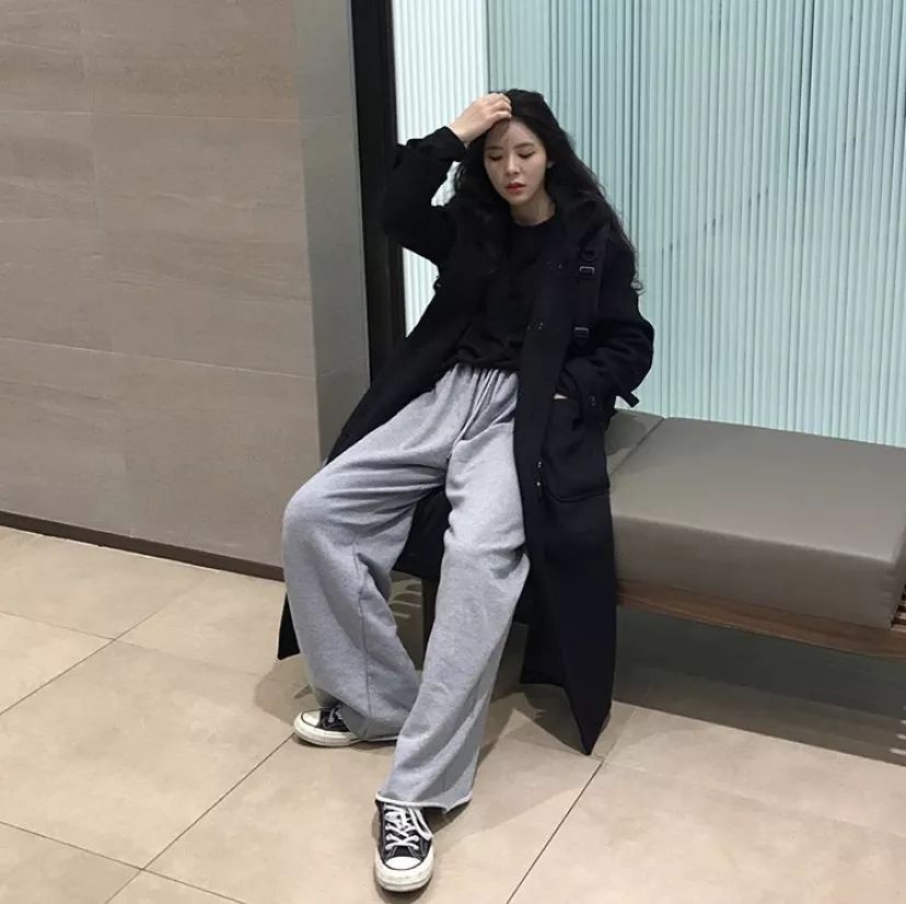 长款牛角扣大衣怎么搭配好看,冬季牛角扣大衣怎么搭配