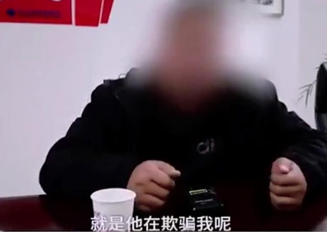 20元买彩票中500万大奖视频,一市民买彩票中4651万元领奖了吗