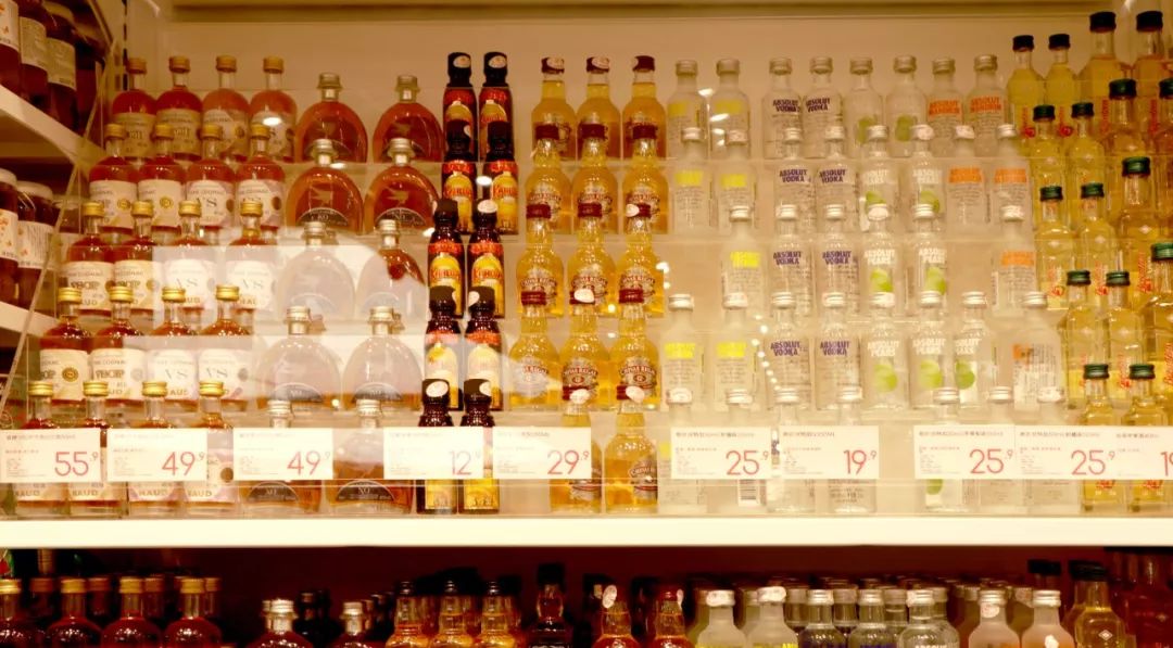 为什么口红官网比代购便宜,代购口红比官网便宜