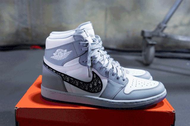 年末跨界合作狂潮｜吃的穿的用的中国的外国的各种联名各种抢钱