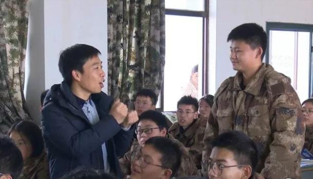 “荷乡先锋”张中学：踏实做事，认真教学