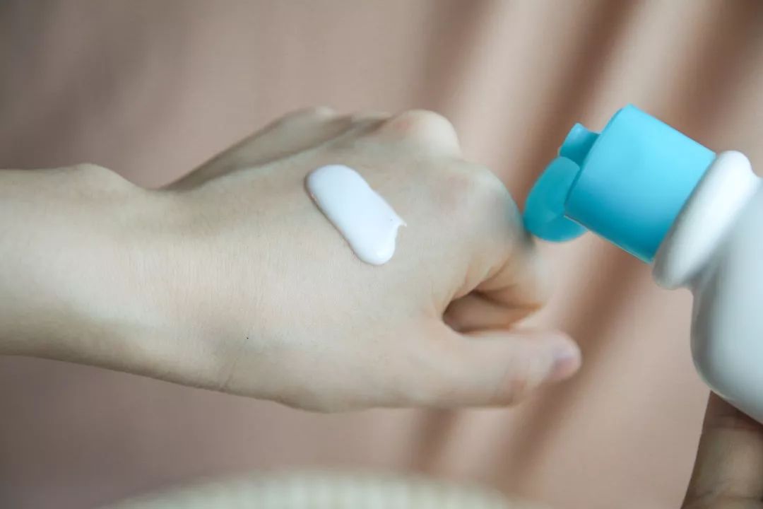 秋冬内搭必备神器,冬天只需这4件内搭每天不一样