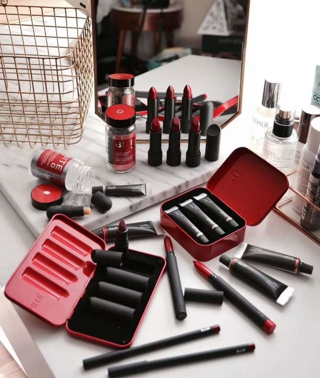 王鸥最好用的单品,王鸥在乘风破浪里推荐的唇膏