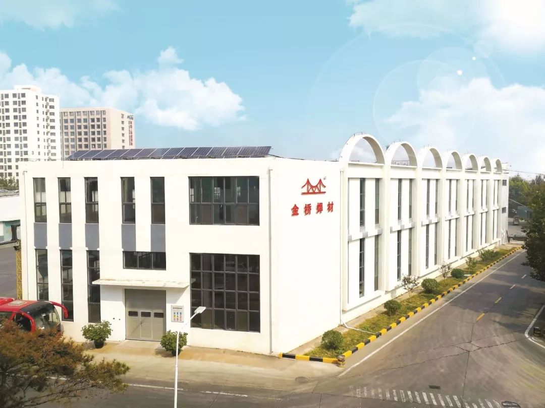 特稿继续奋斗走好新时代赶考路,创新创造大国工程作文素材