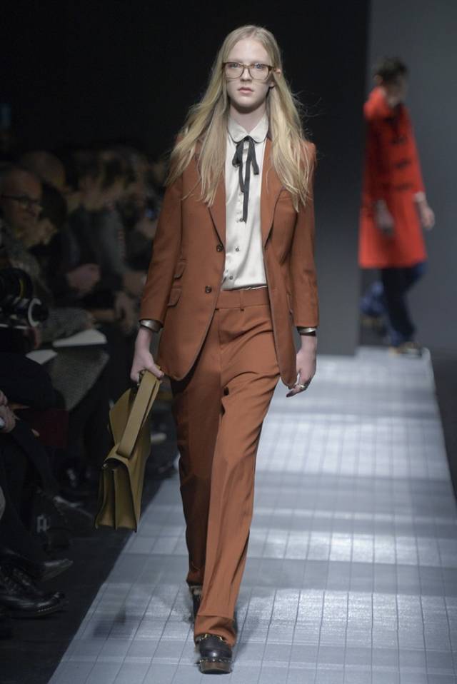 广州皮具最大批发市场在哪里,国内最大的品牌皮具尾货批发市场