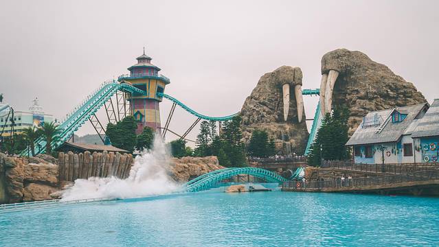 长隆海洋王国海底机动船,珠海长隆海洋王国鲸鲨馆海底区