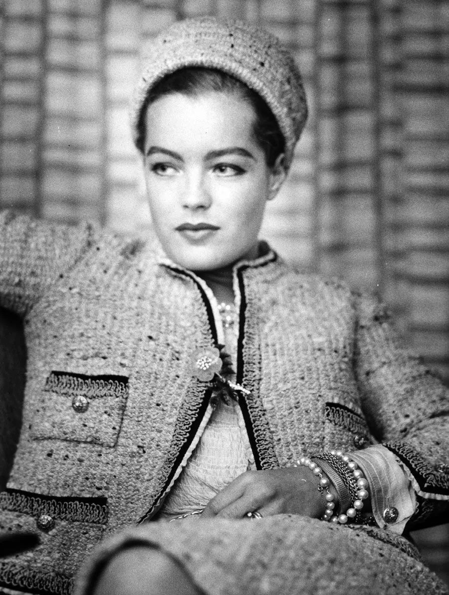 烦死了|你们这些男明星干嘛抢女装穿