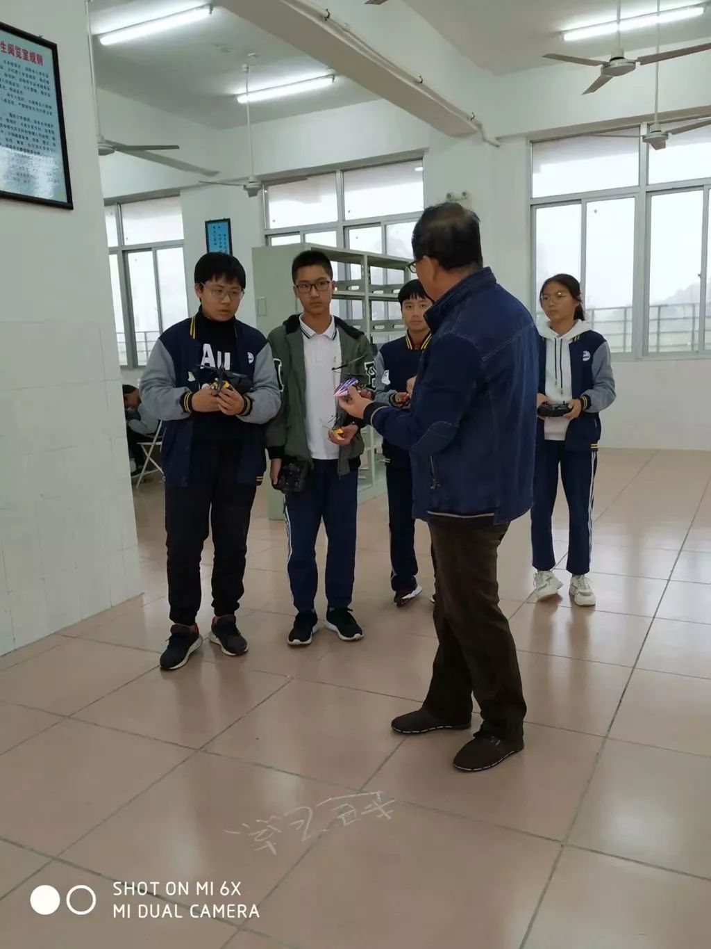 翔安这个学校太厉害！学生人工智能、航天航模、棒垒球样样行