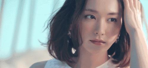 呵护手足|戴手套=精油SPA？还不耽误玩手机？30分钟急救手膜足膜，死皮老茧全消失，让你从头嫩到脚