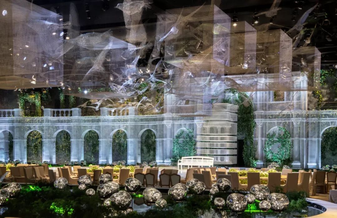 前院办婚礼后院摆酒席,这才是婚礼真正应该有的样子