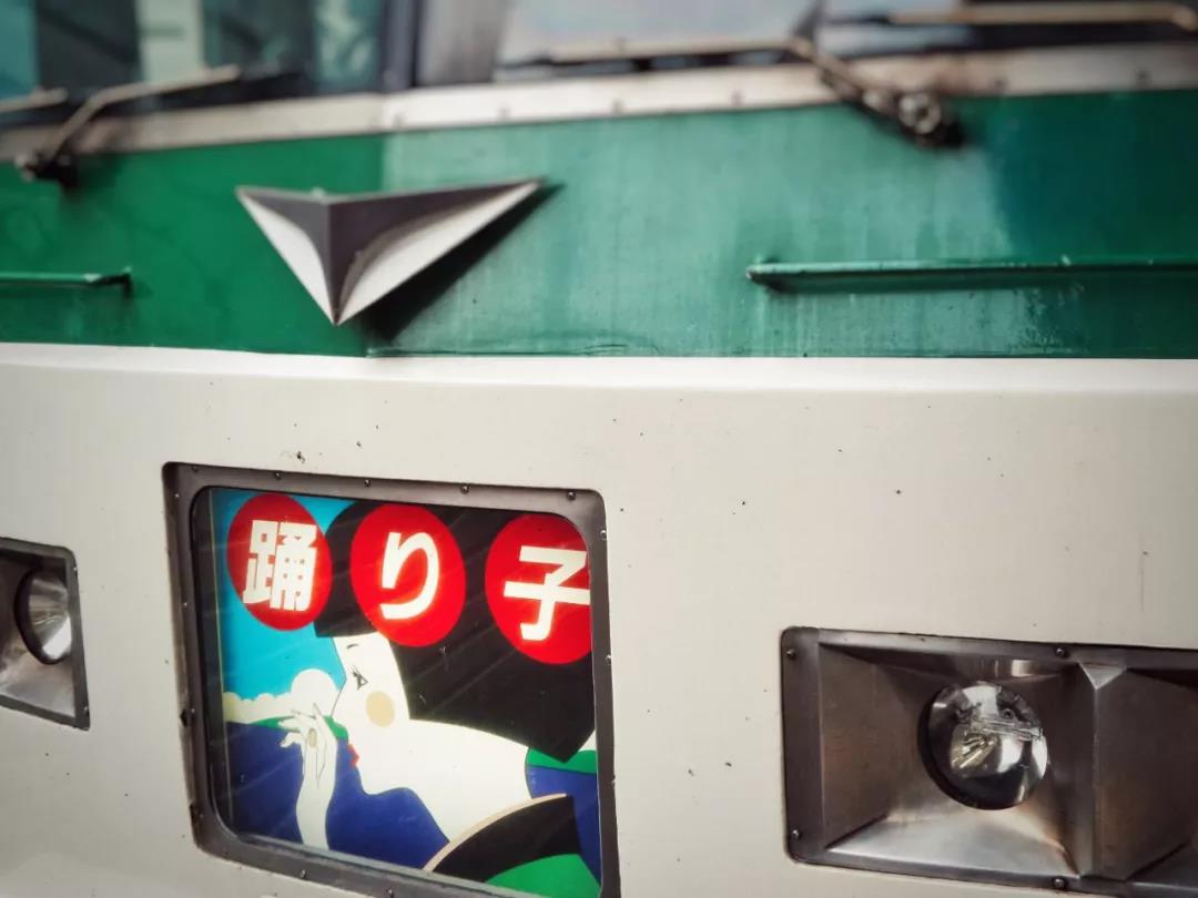 为什么说小语种专业不值得选,小语种专业真的不好吗