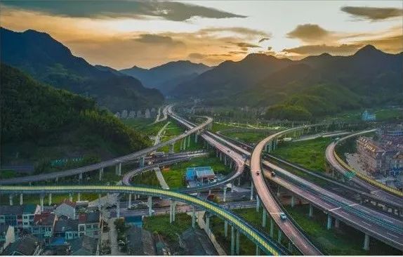 涓存捣5a鏅尯鍗冨勾鍙ゅ煄,澶х編涓存捣婕鍗冨勾鍙ゅ煄