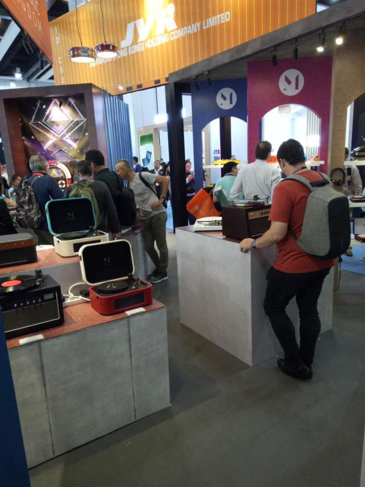 让黑胶音乐文化“飞入”寻常百姓家，访佳音王董事长王福