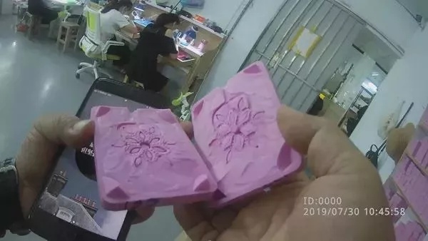 卖假奢侈品团伙被罚千万,售卖假冒伪劣产品40万元